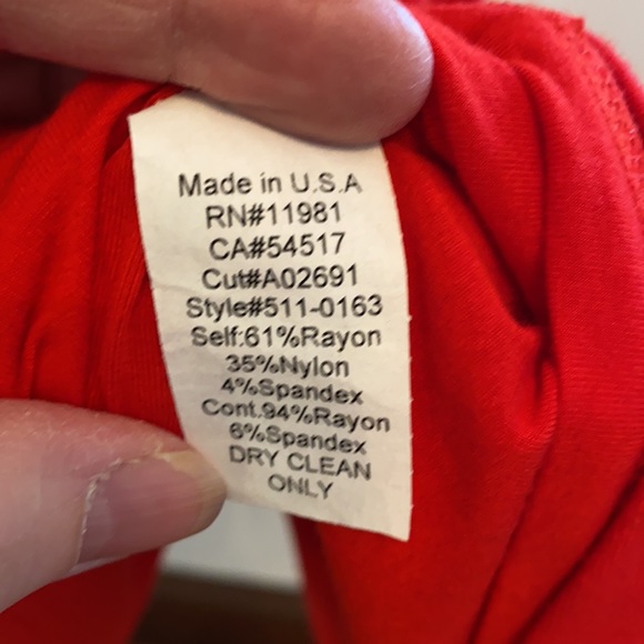 B44 Red Dress (Bailey 44) - Picture 5 of 6